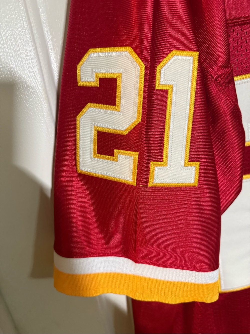 Sean Taylor Mitchell & Ness Red Throwbacks NFL Jersey with White & Gold Accents - Picture 5 of 5